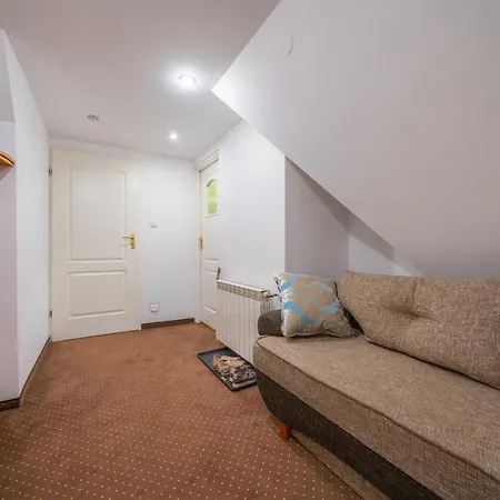 Δωμάτια σε οικογενειακή κατοικία Wiktoria *