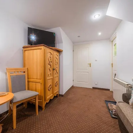 Δωμάτια σε οικογενειακή κατοικία Wiktoria *